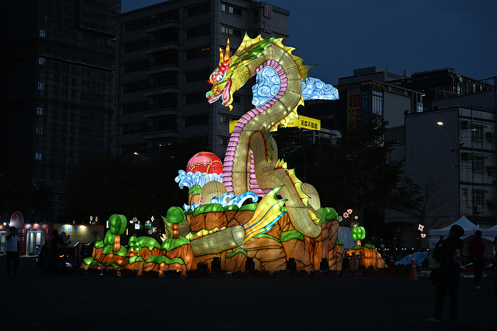 傳統副燈《福耀蛟龍》